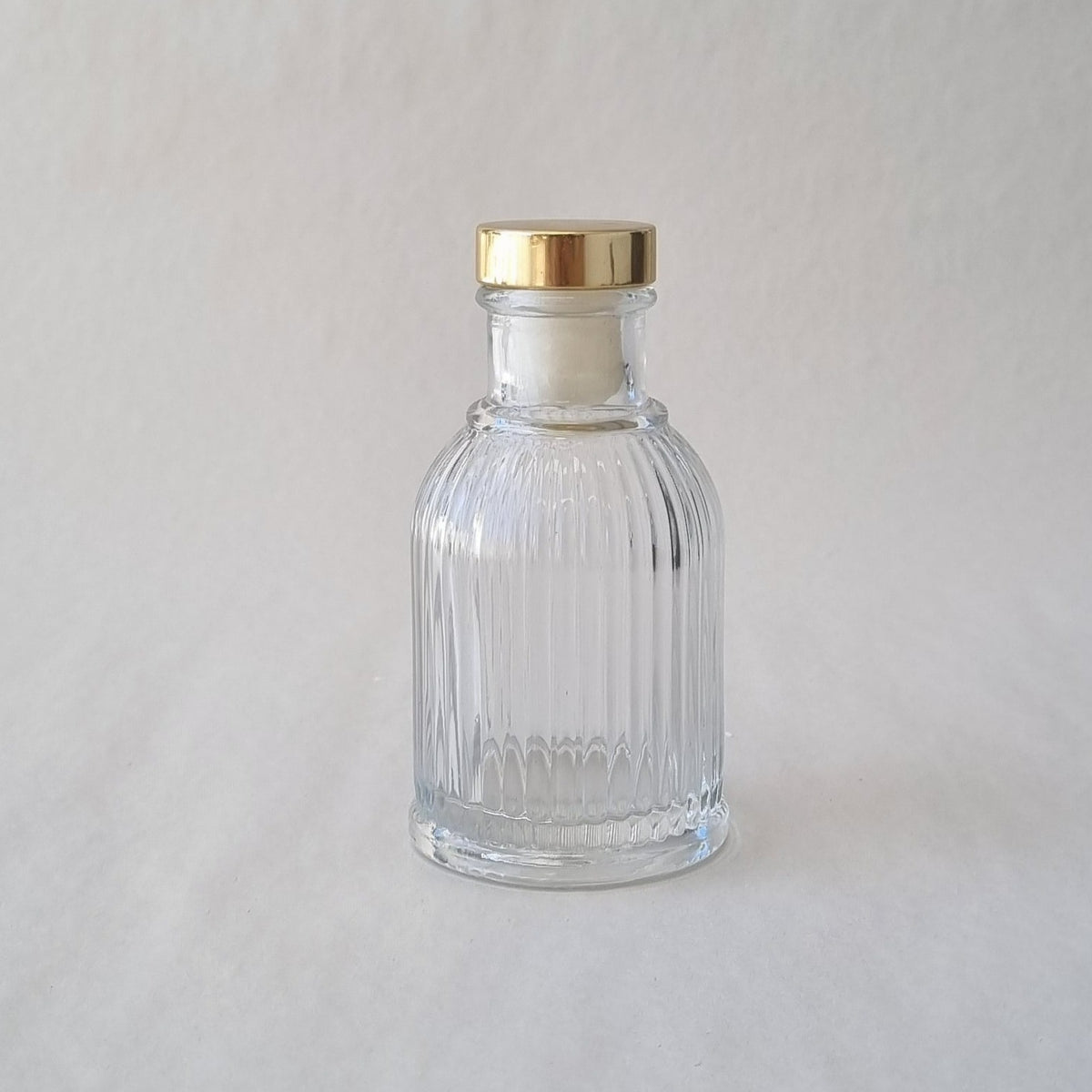 Diffuser Bottle - Fluted Short 100ml - Gold Lid