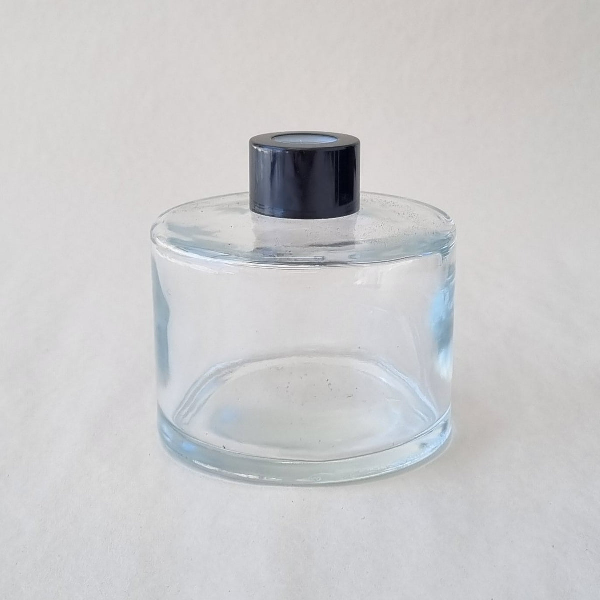 Diffuser Bottle - Round Clear  200ML- Black Lid