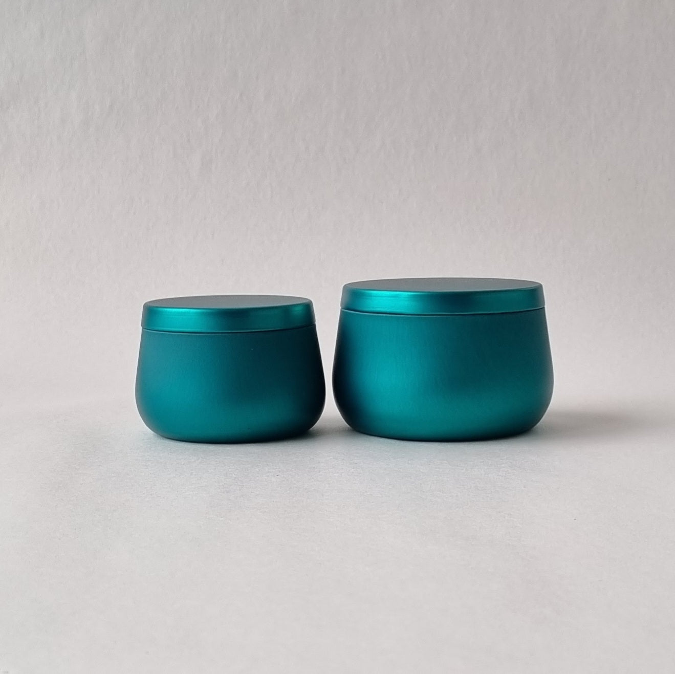 Border Candle Tin "8oz" - Green