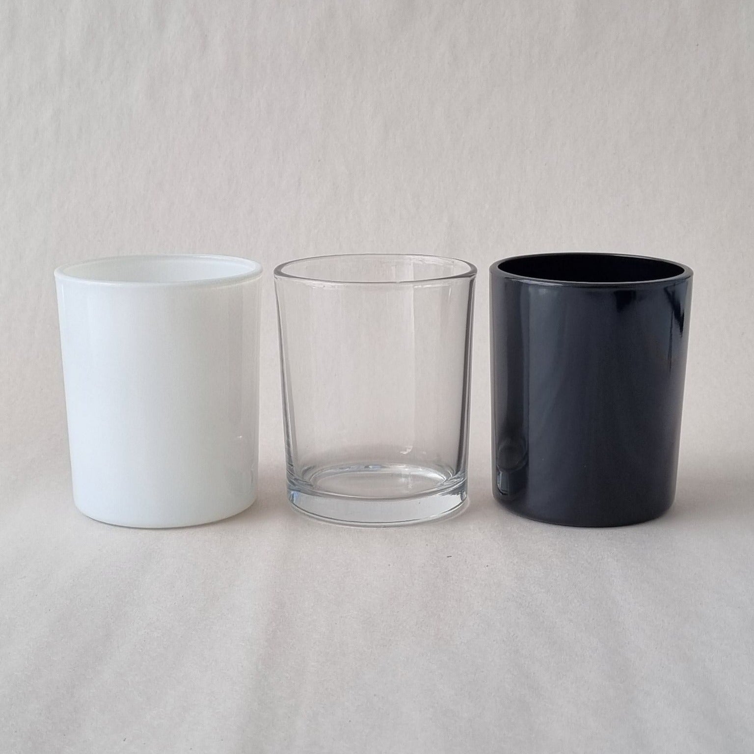 Classic Medium Oxford Candle Jar - Gloss White Exterior