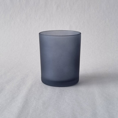 Classic large Tumbler - Frosted Grey Exterior