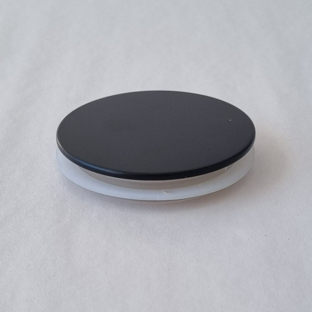 classic extra large candle lid in matte black