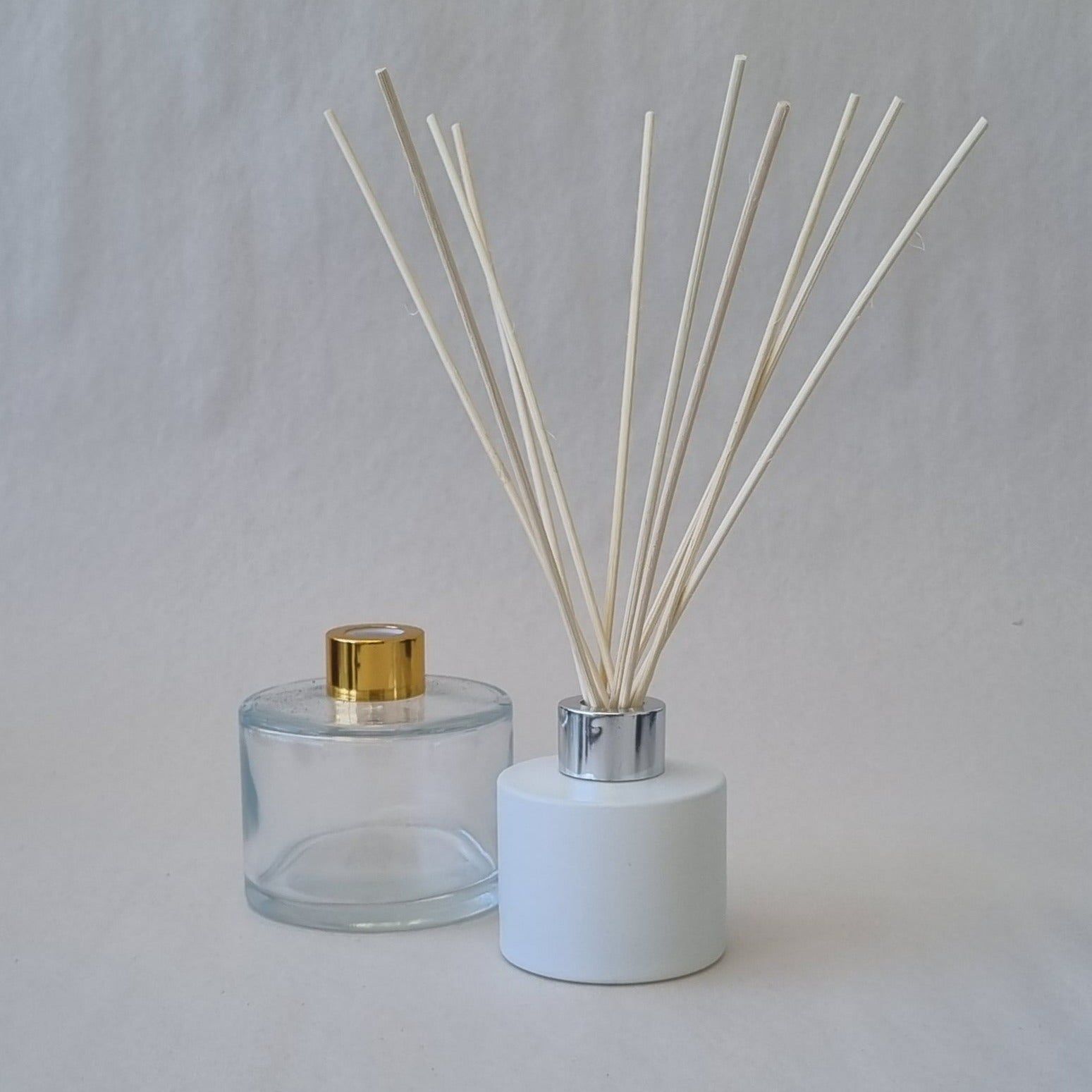 Diffuser Bottle - Round Clear 200ML- Gold Lid