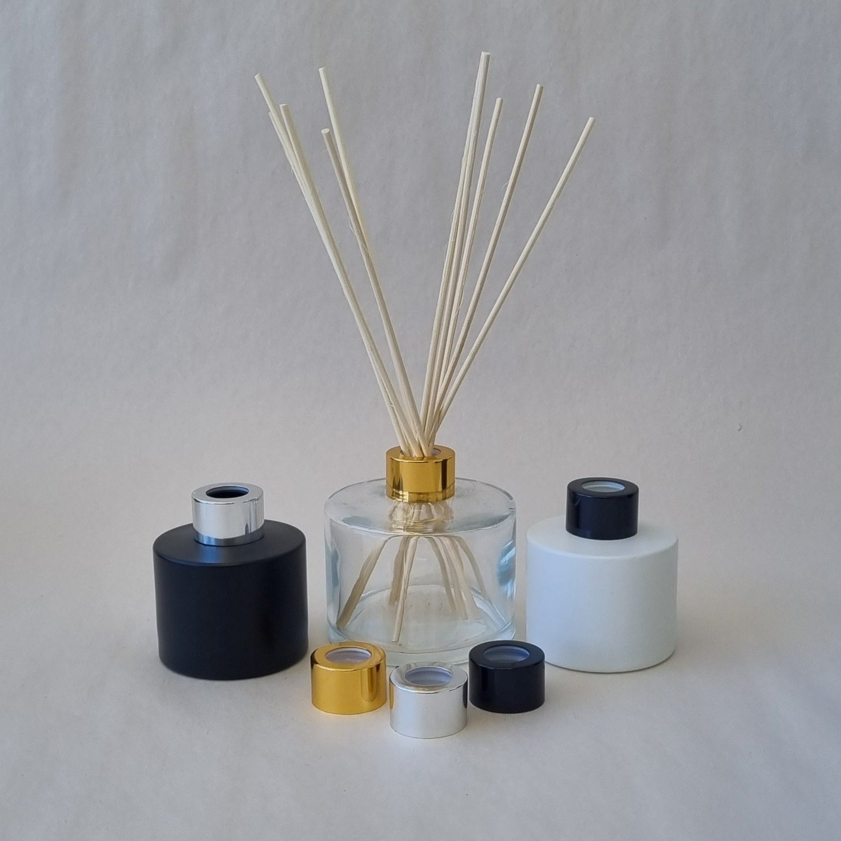 Diffuser Bottle - Round Matt Black 100ml- Gold Lid
